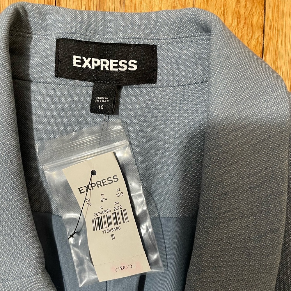 EXPRESS Light Blue Blazer - Picture 5 of 10